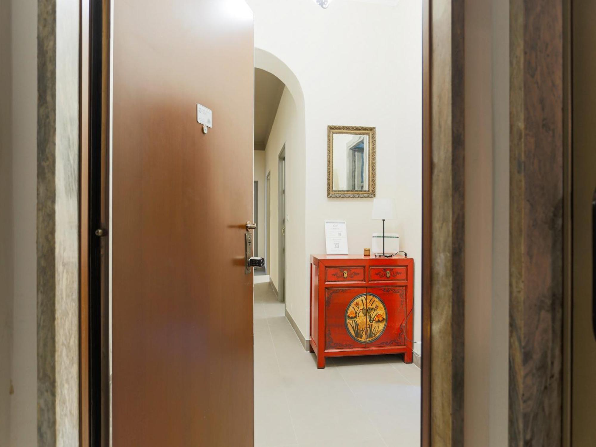The Best Rent - Bright One Bedroom Apartment With Balcony In Moscova Milano Eksteriør billede